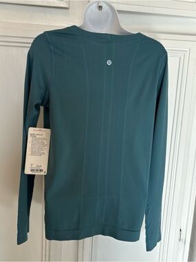NWT Lululemon Swiftly Tech LS *Breeze Silverescent Size  6 Persian Green 4 Way